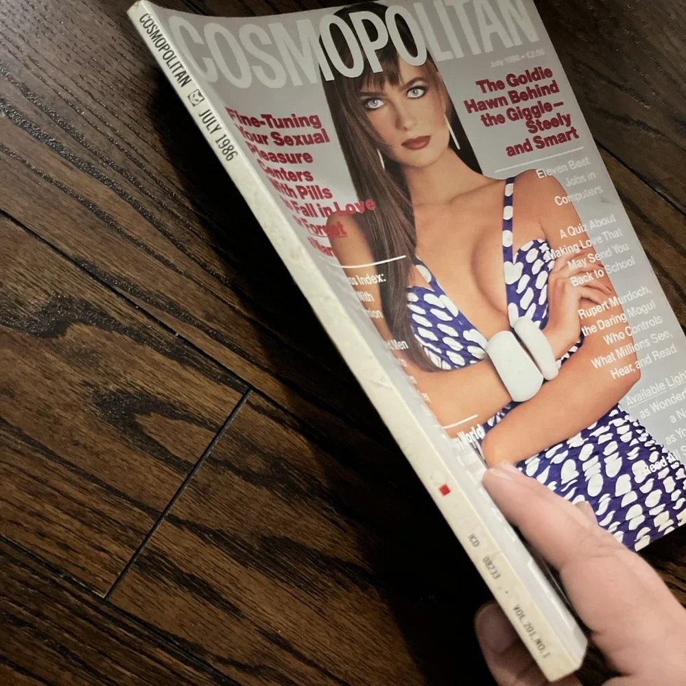 1986 JULY COSMOPOLITAN MAGAZINE- PAULINA PORIZKOVA COVER BY SCAVULLO